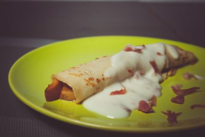 Receta crepe niscalos cebolla caramelizada - Wikicocina