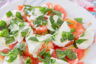 Receta ensalada caprese mozzarella tomate albahaca - Wikicocina